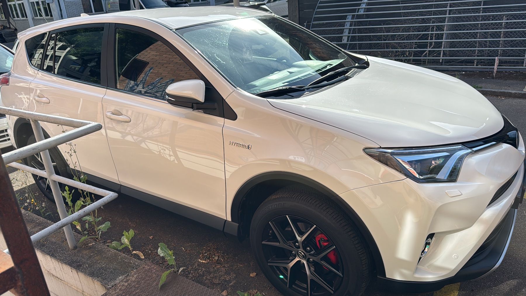 Toyota Autos: Toyota RAV-4 2.5 HSD Style e-CVT – D'occasion à Zürich par efr_k8y9 1