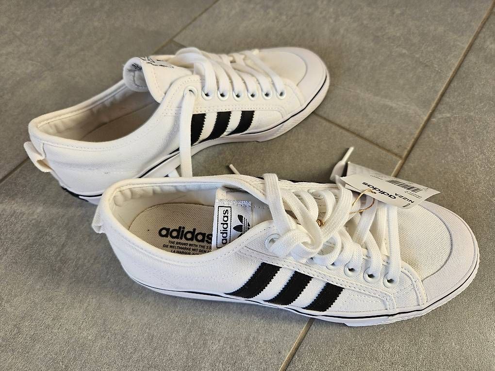Adidas Scarpe da uomo: Adidas Nizza 41 – Nuovo (secondo la descrizione) da Frauenfeld venduto da Heren_67