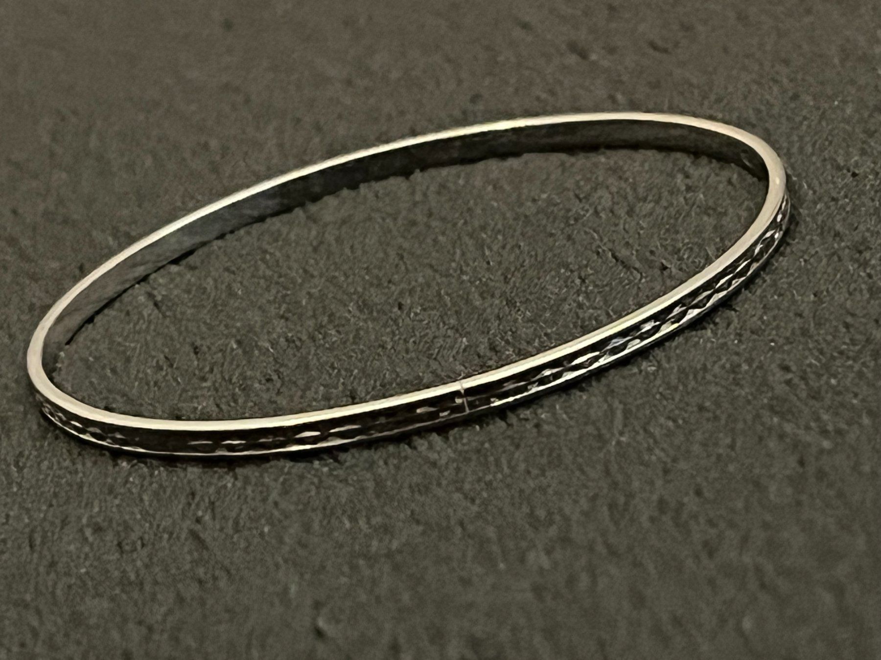 Bracciali & Braccialetti: Armreif Silber 800 – Usato da Bettwiesen venduto da wicking27
