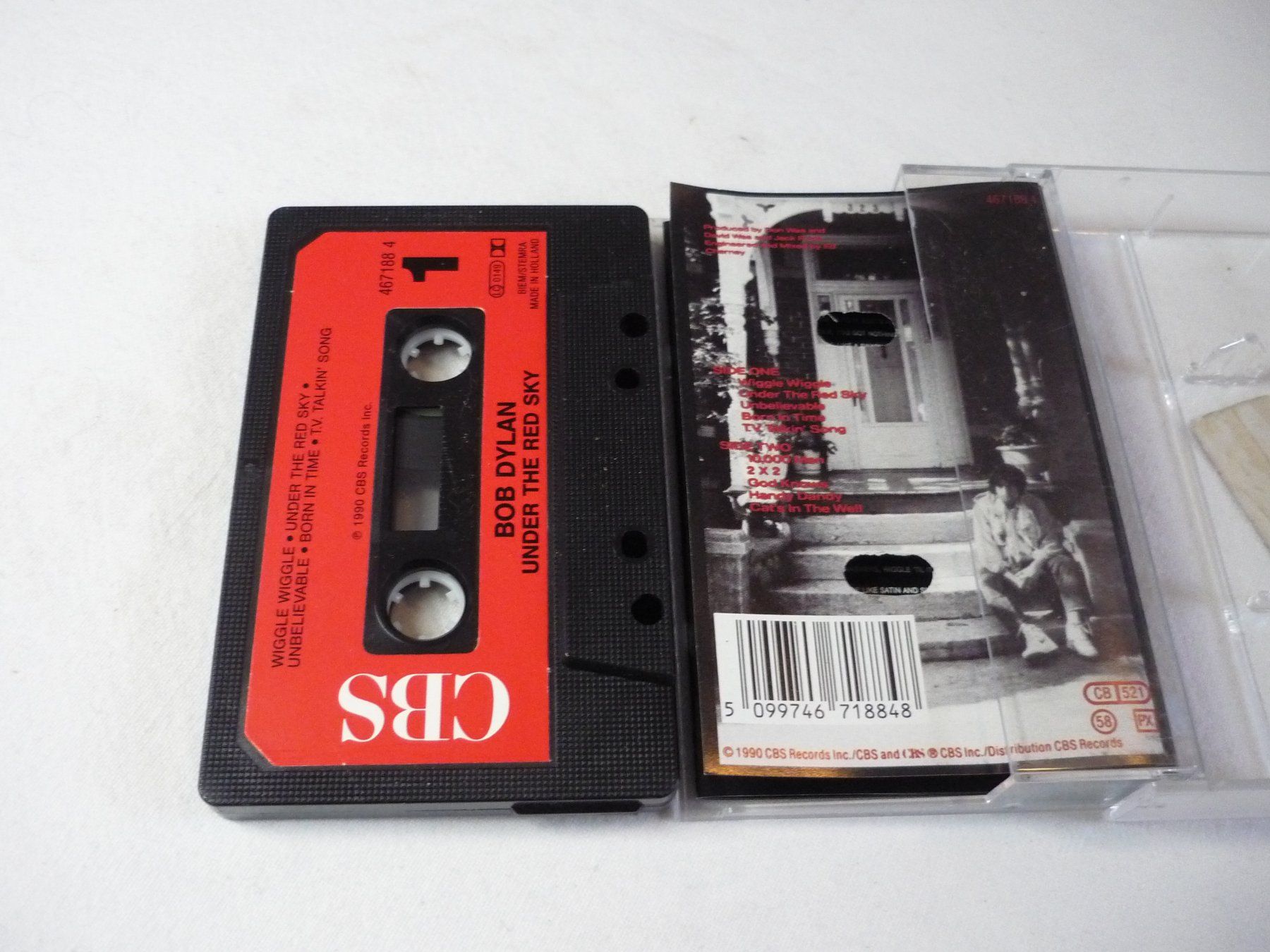 Musicassette: MC Kassette Pop Rock - Bob Dylan - under the red – Usato da Beringen venduto da Flatretriever 2
