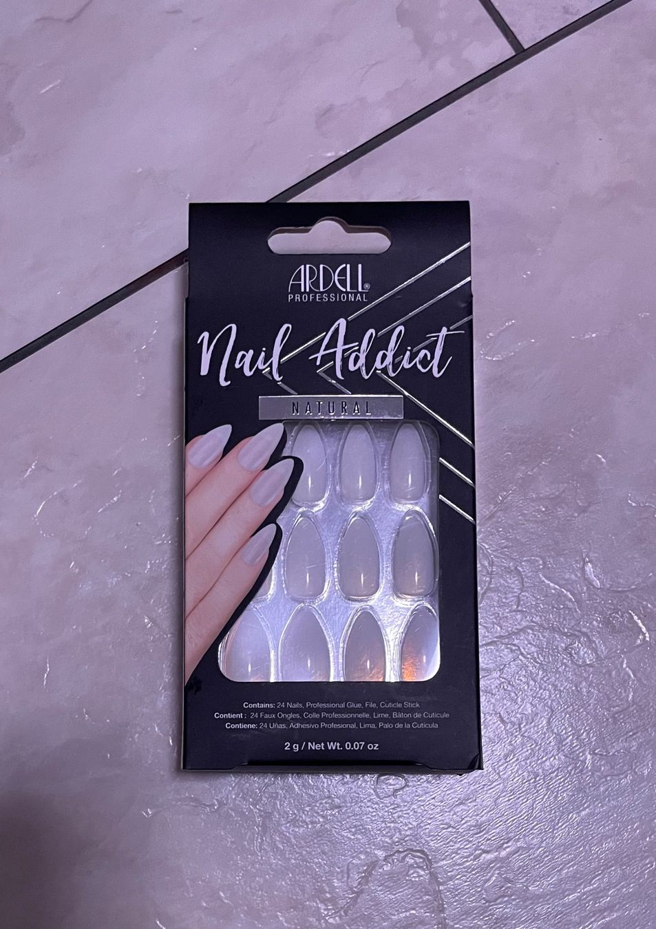 Ongles artificiels: fake nails – Neuf (Voir description) à Uetikon am See par m1384