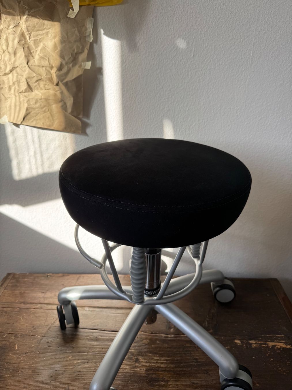 Sgabelli: Hocker | Haider Bio Swing - Mikrofaserbezug - Farbe Schwarz – Usato da Köniz venduto da meerundwind 5