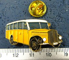 POSTAUTO SCHWEIZ PTT BUS PIN GEPRÄGT OLDTIMER PIN GOLDIG
