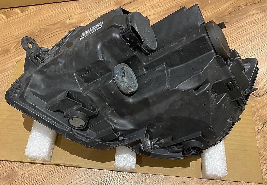 Fari: Scheinwerfer T6 – Usato da Hellsau venduto da Share99 4