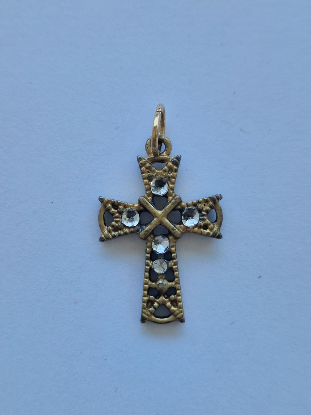 Anhänger: Anhänger Kreuz mit Strasssteinchen – Gebraucht aus Nänikon von kriki