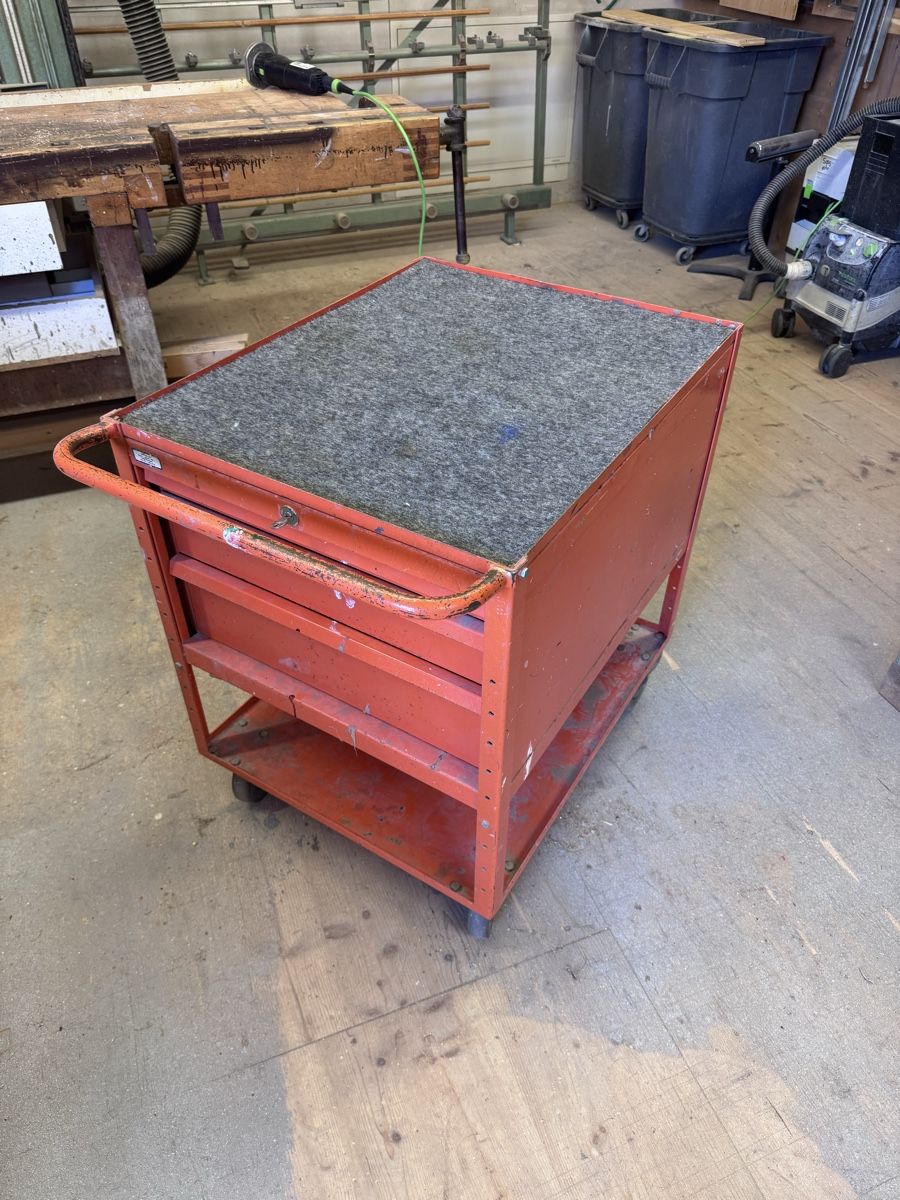 Eléments de bureau: Werkstatt Rollcontainer – D'occasion à Herisau par RZellweger