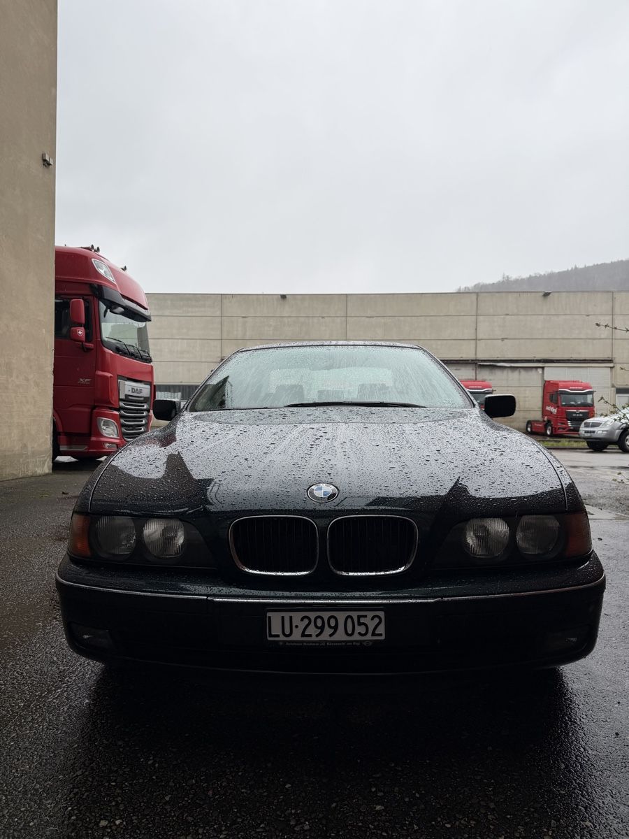 BMW Automobili: BMW e39 523i Original Zustand  – Usato da Geiss venduto da luk_cnw8 4