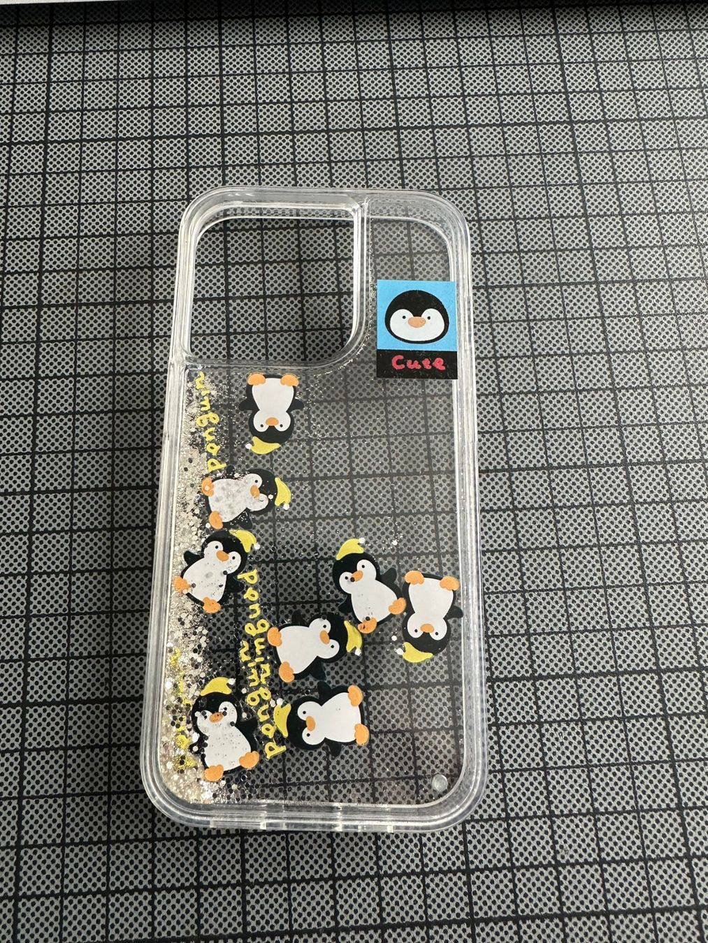 Apple Coques & Protection écran: Hülle Pinguine  Iphone 14 PRO – Neuf avec emballage d'origine à Kirchleerau par KA-MA