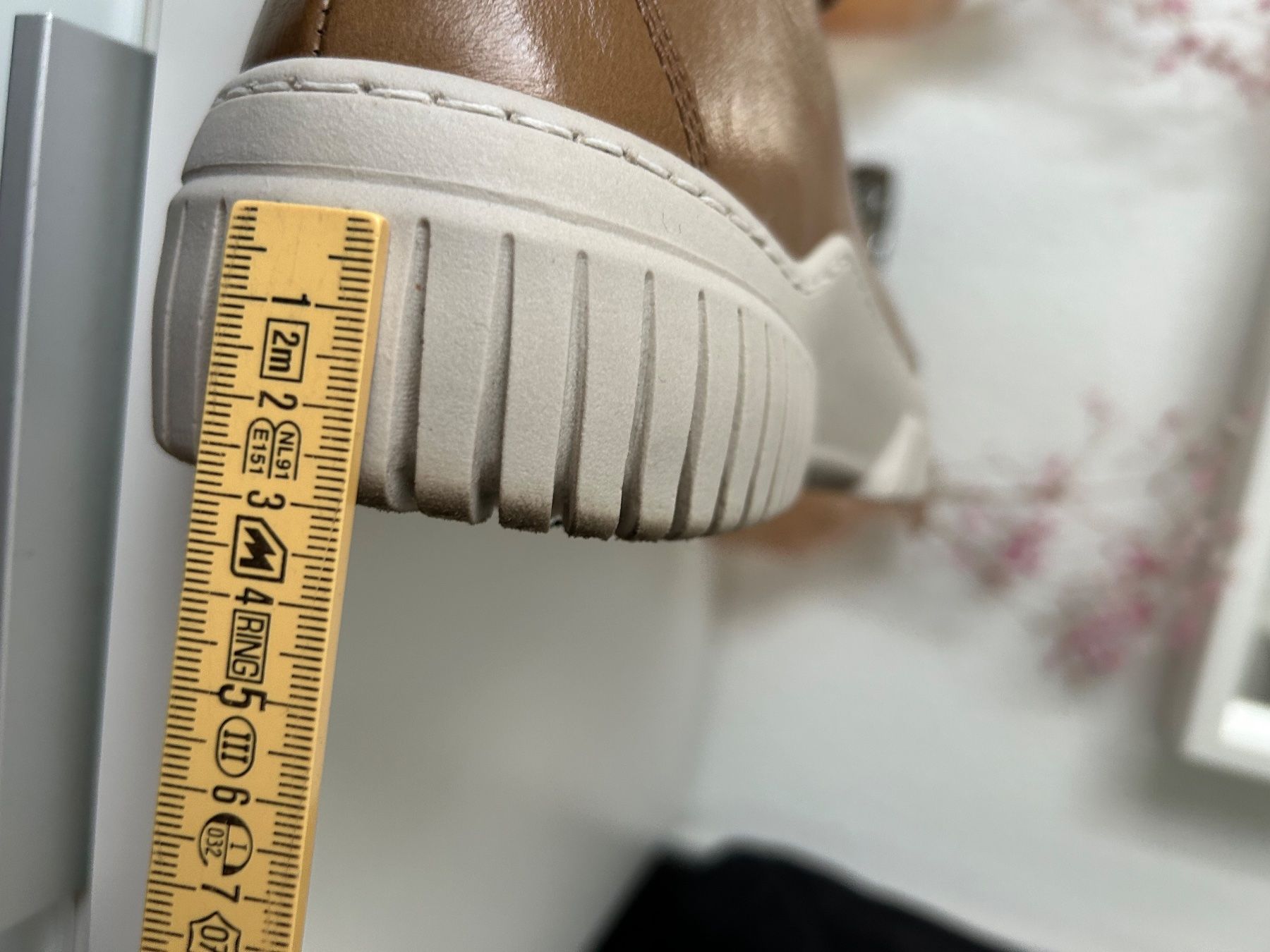Gabor Chaussures femmes: Schnürstiefelette von Gabor, hellbraun, Grösse 40 – Neuf (Voir description) à Erlinsbach SO par hallon480 9