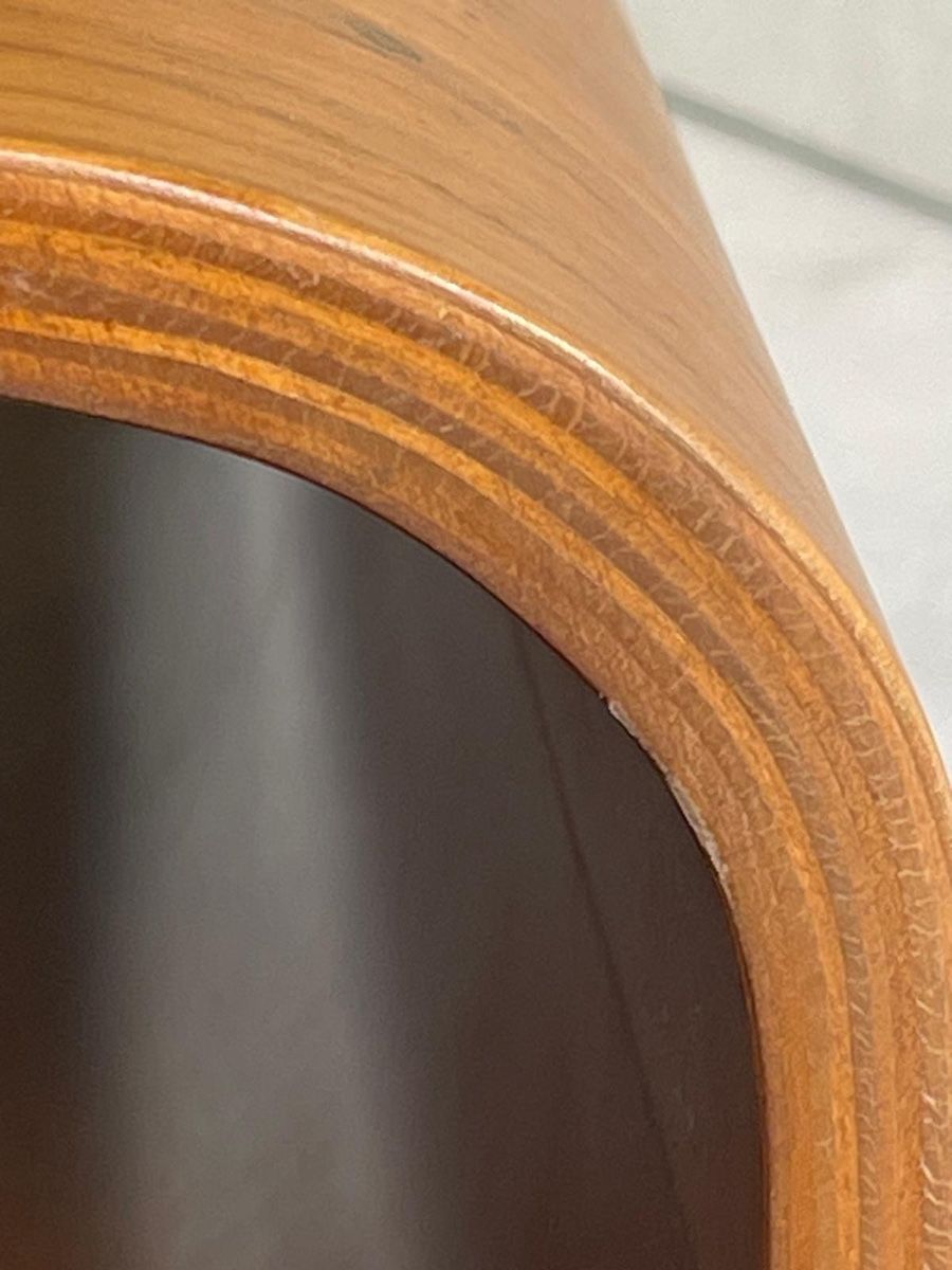 Tische: Vintage Couchtisch in Nussbaum – Gebraucht aus Luzern von Fabian_Ni 4