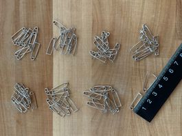 70 Broschen Sicherheitsnadeln