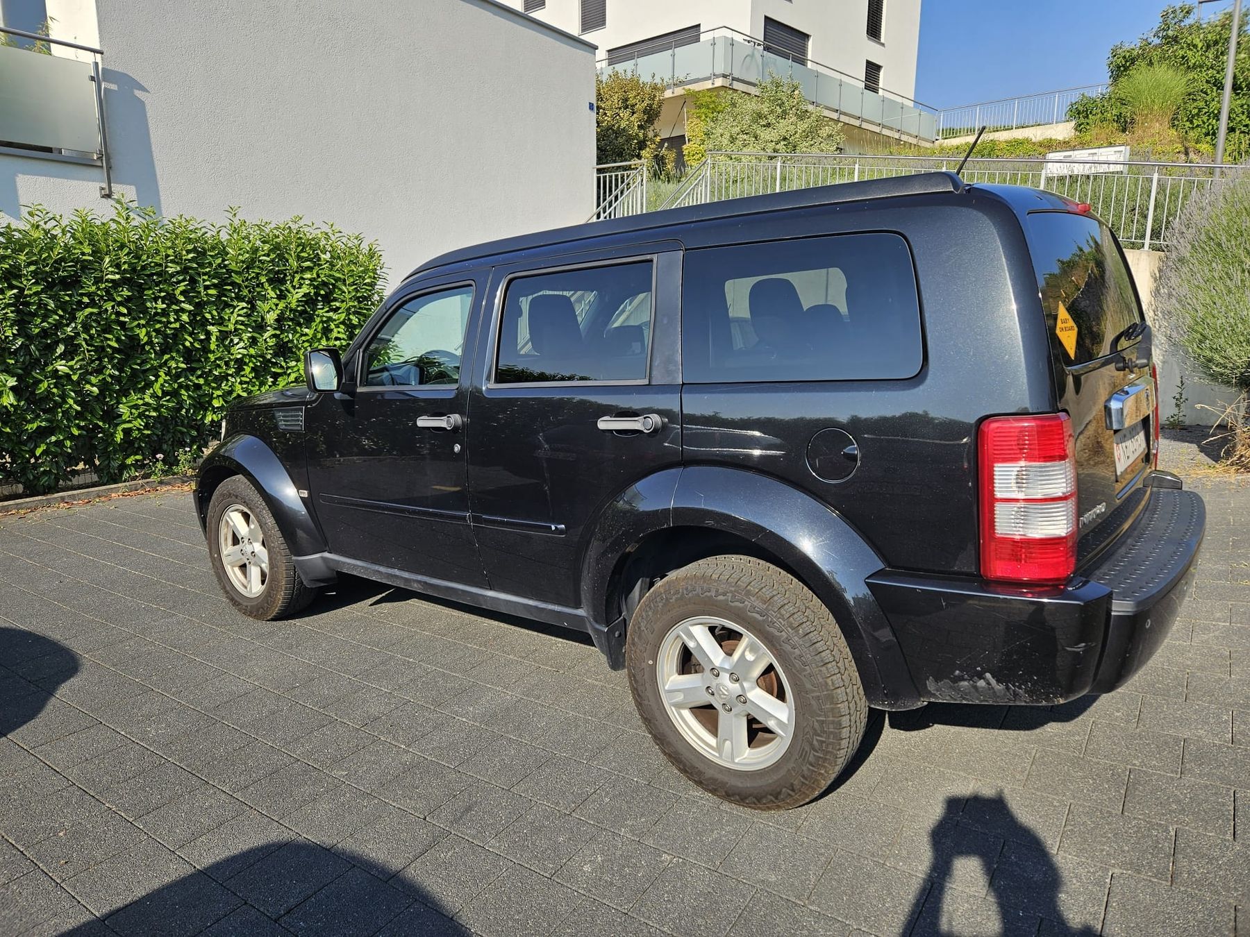 Dodge Autos: DODGE Nitro 3.7 4x4 EXPERTISÉ  – D'occasion à CERNIER par GarageConcept-Car 4