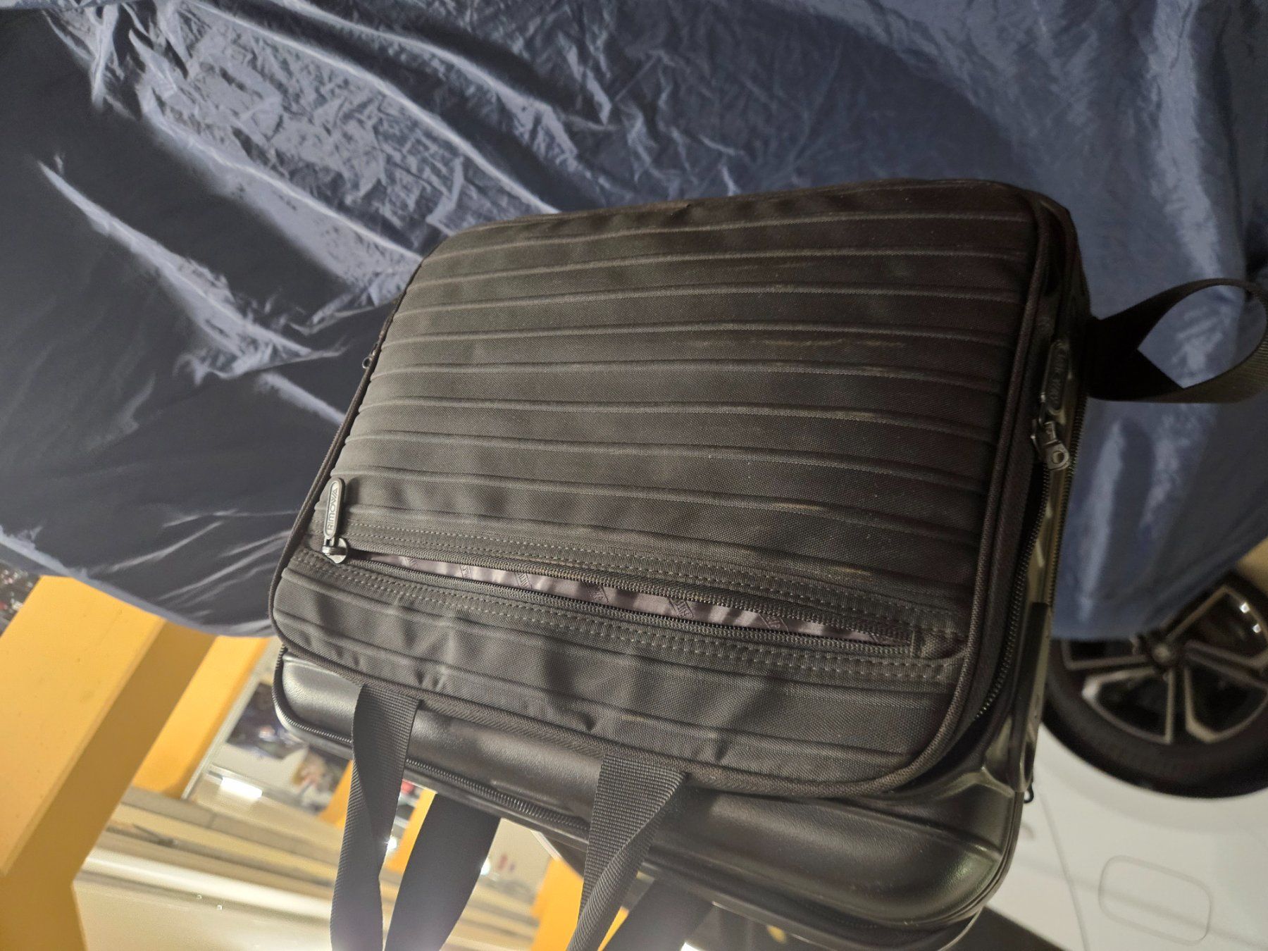 Valises & Sacs: Rimowa Aktentasche – D'occasion à Nürensdorf par romano_a 9