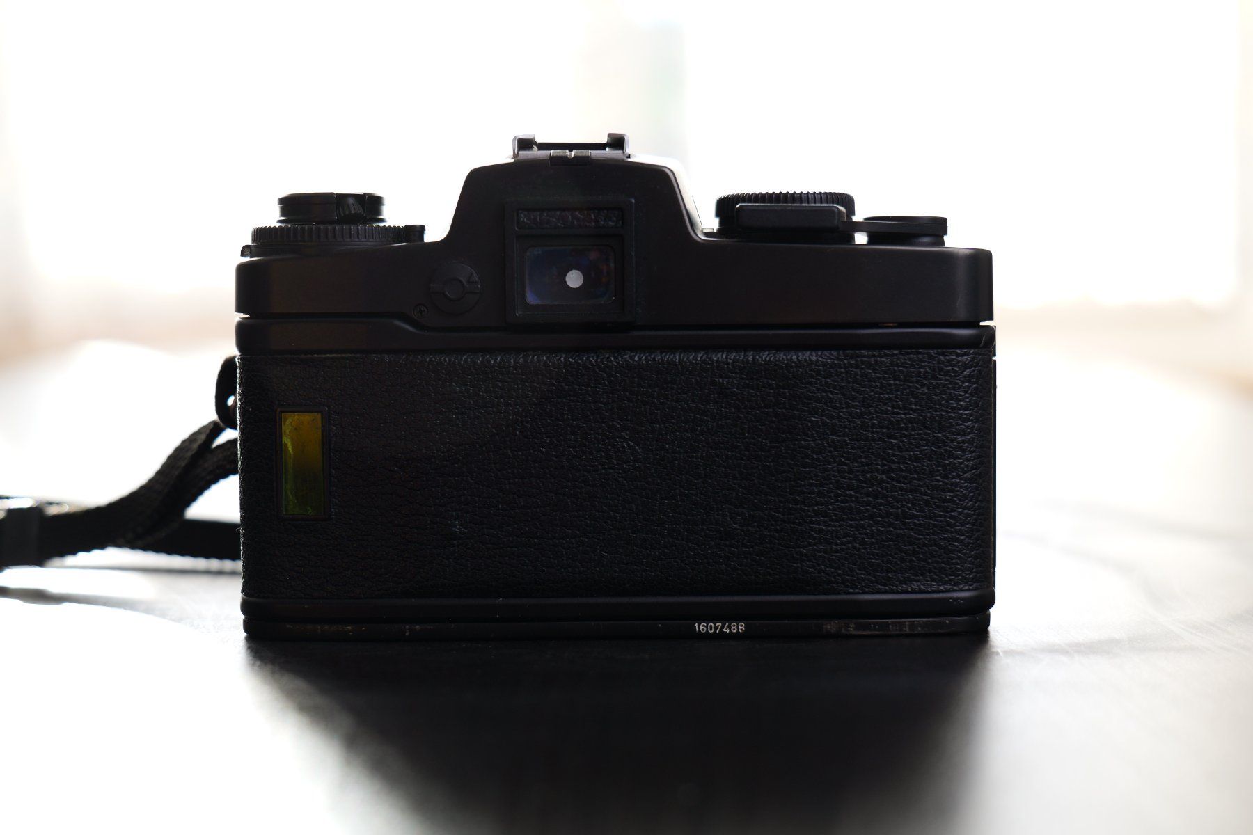 Leica Fotocamera: Leica R4 Kamera – Usato da Tecknau venduto da LevinLaufmann 2