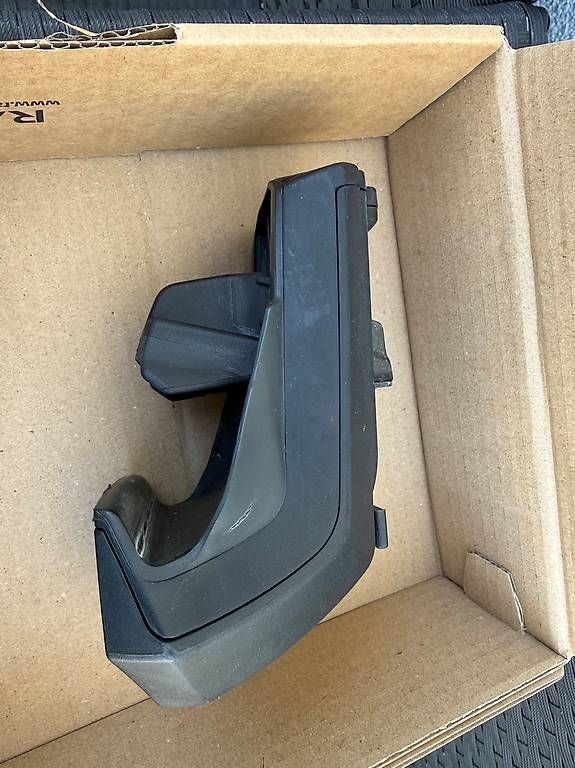 Dachträger: Thule Raised Rail Evo 7104 – Gebraucht aus Widnau von Daniel81 1