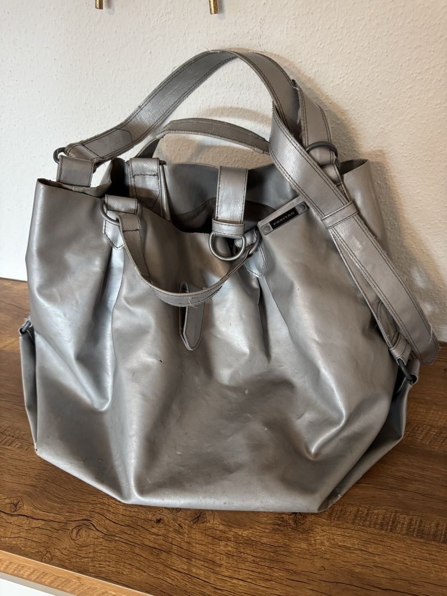 Freitag Taschen: Freitag Reference Line Green R103 / Parker silber – Gebraucht aus Brügg BE von Goob
