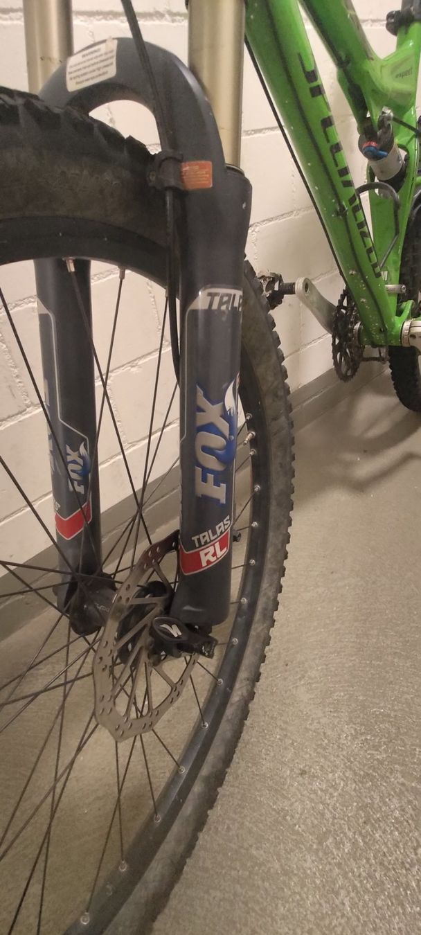 Specialized Velos: Specialized Stumpjumper Expert – Gebraucht aus Russikon von Furrerlili 2