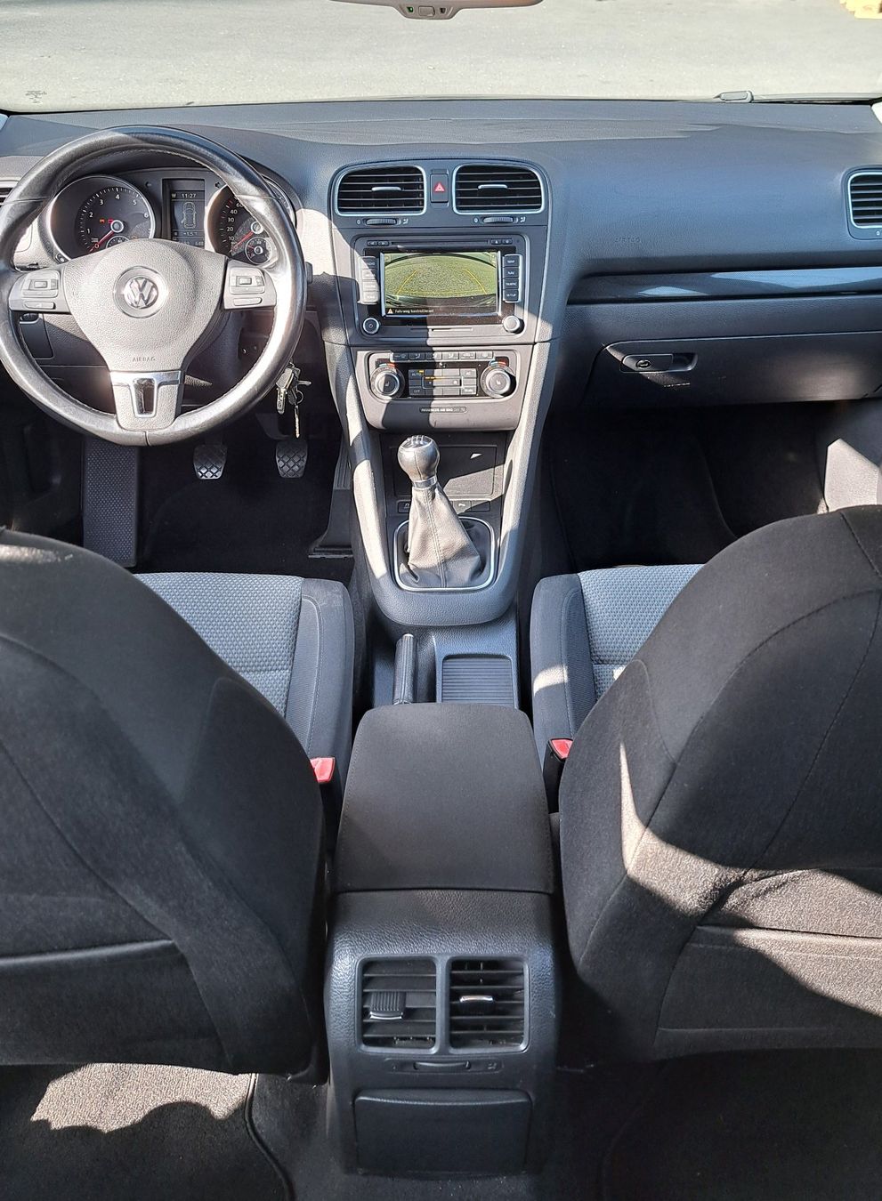 VW Autos: VW Golf VI Variant 1.4 TSI, Team, Schwarz – D'occasion à Giswil par  8