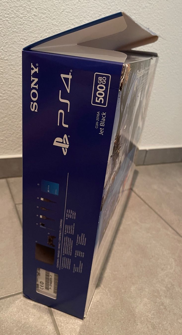 Sony Consoles: PS4 Slim / 500GB - Systemsoftware 9.50 - ab 1.- – D'occasion à Hinwil par weu_yll6 4