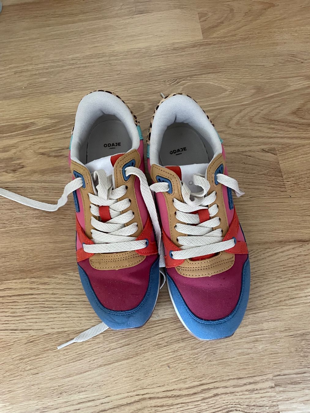 Scarpe da uomo: Sneakers Gr. 38 von Odaje – Usato da Winterthur venduto da matou.53