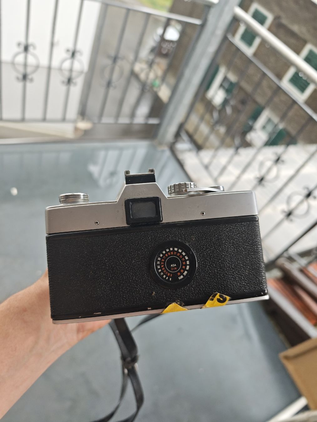 Minolta Appareil photo: Minolta SRT 101 analoge Kamera Mit objektive – D'occasion à Sarnen par Laut_musik 4