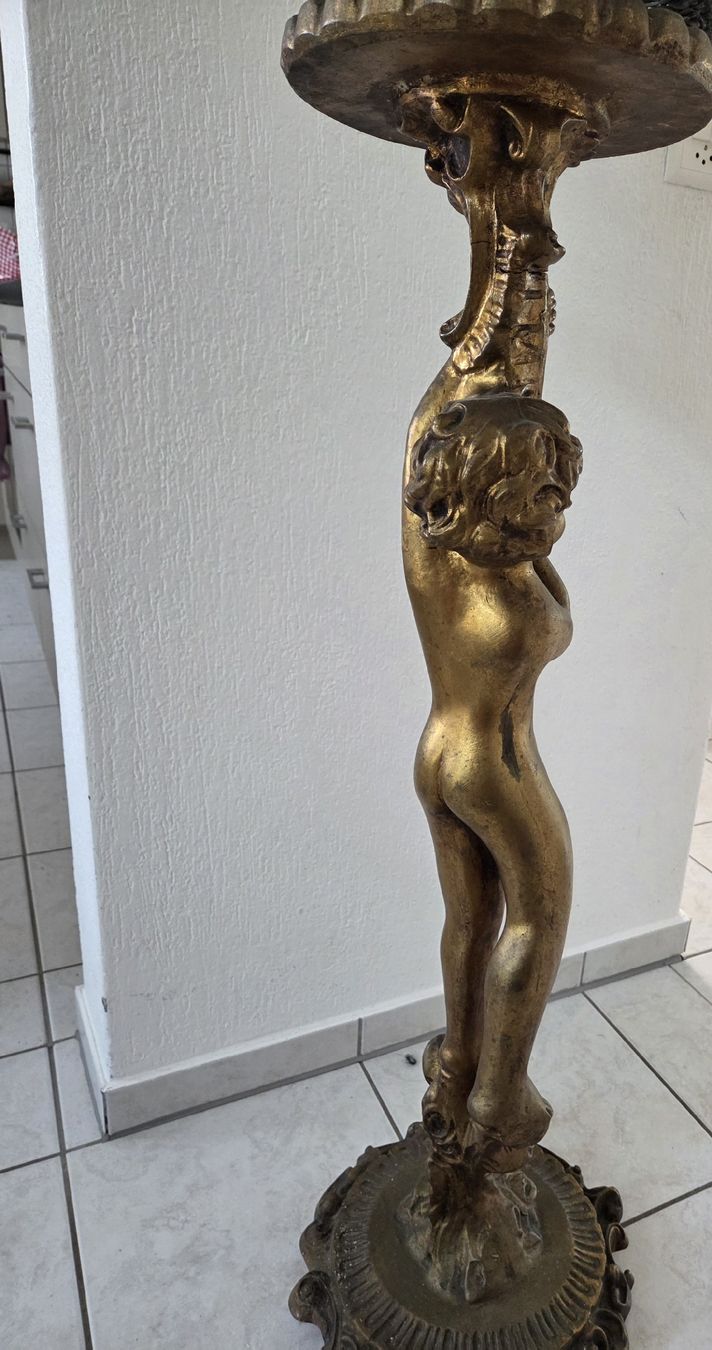 Sculture & Statue: Antike goldene Beistelltisch/Säule mit Putte – Usato da Emmenbrücke venduto da Zimmer 3