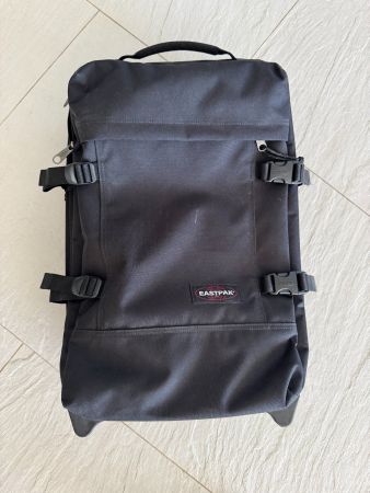 Valise cabine Eastpak noire 48x30x14cm bon état