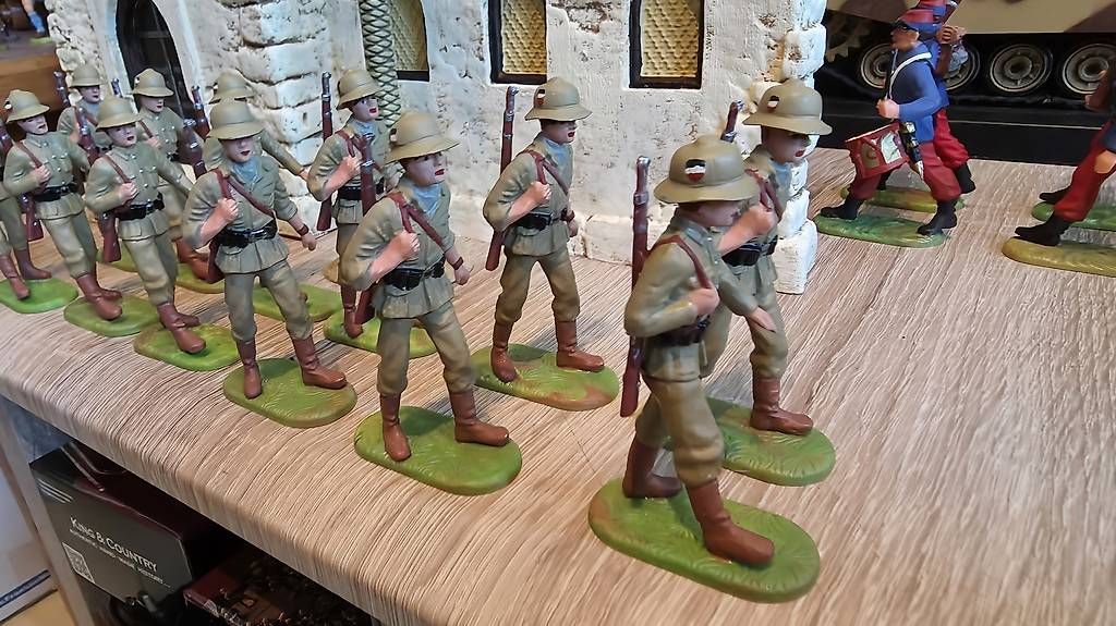 Giocattoli: 6 Hausser Elastolin Deutsches Afrika Korps – Usato da Ettingen venduto da 1964erNachtzugfahrer