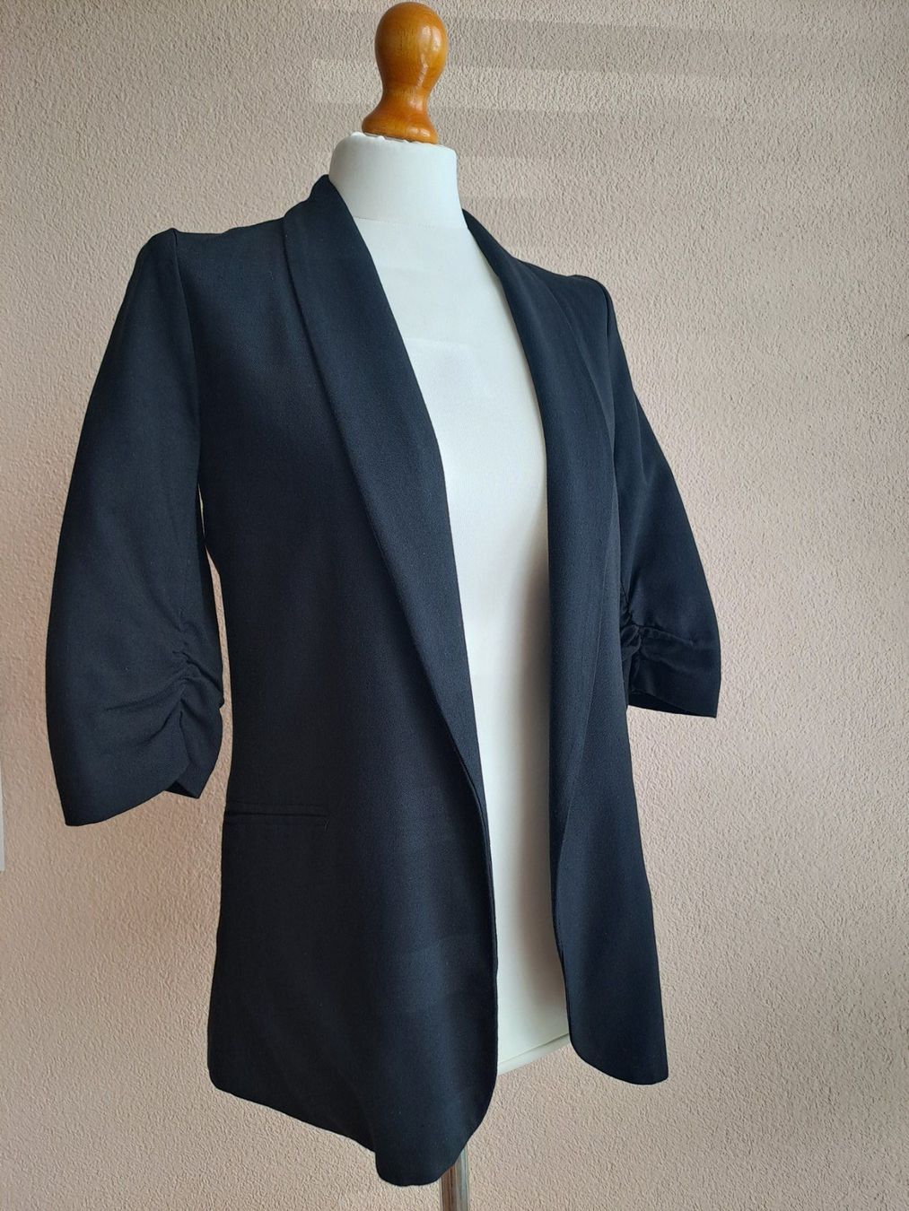Vestes: Schwarzer Blazer XS – D'occasion à Volketswil par ronbons 1