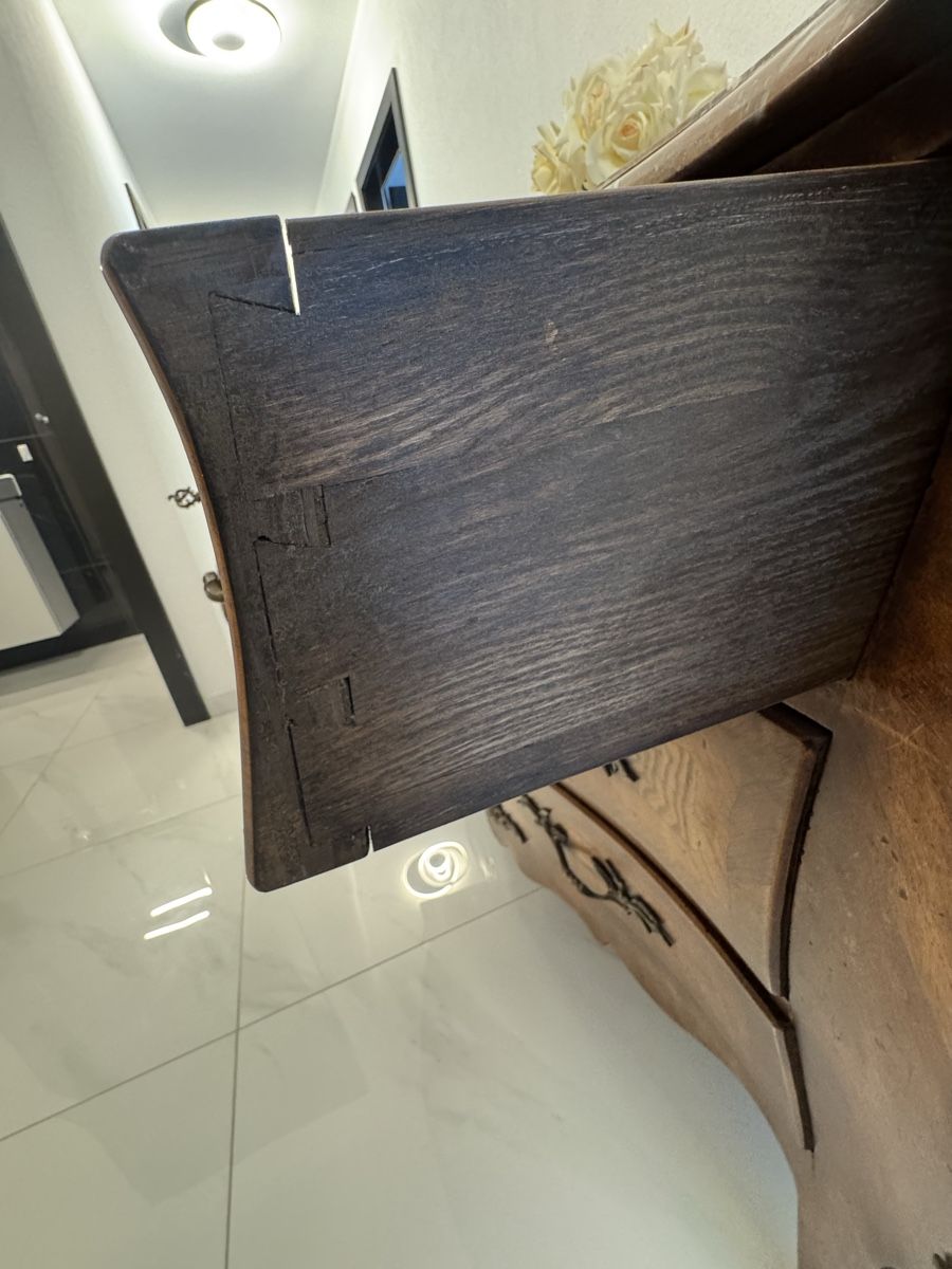 Kommoden: Ancienne commode  – Gebraucht aus St-léonard von LUXURYCOQUOZ 5