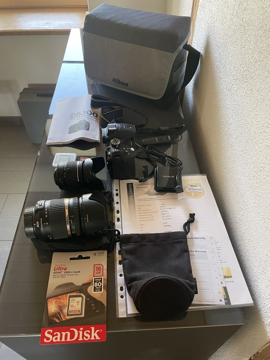 Nikon Fotocamera: Nikon D5300 Spiegelreflexkamera Kit – Usato da Kleindietwil venduto da Ttik 1