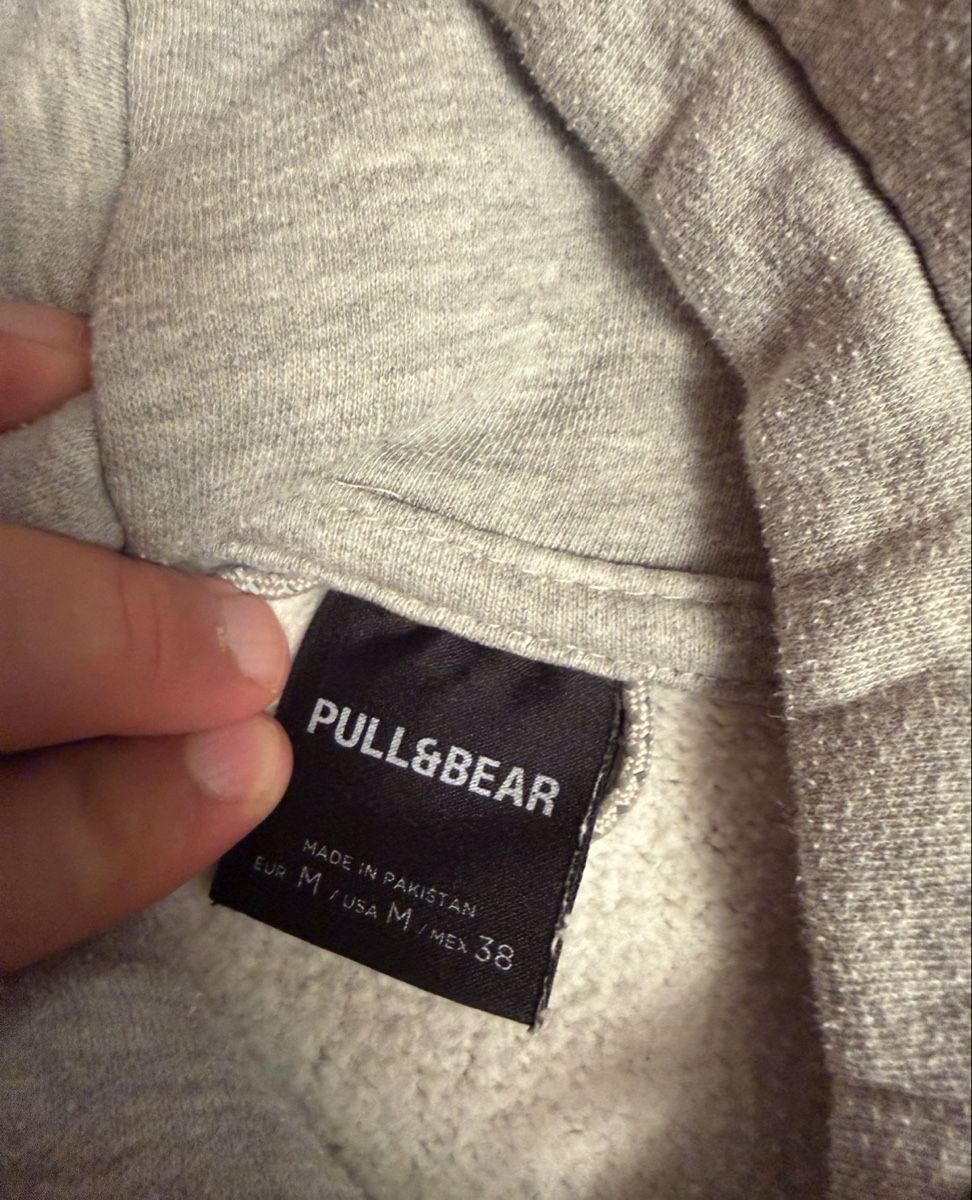 Pull&Bear Maglioni & Felpe: Kapuzenpullover Pull&Bear grau Grösse M guter Zustand – Nuovo (secondo la descrizione) da Kappelen venduto da zay_lnl2 1