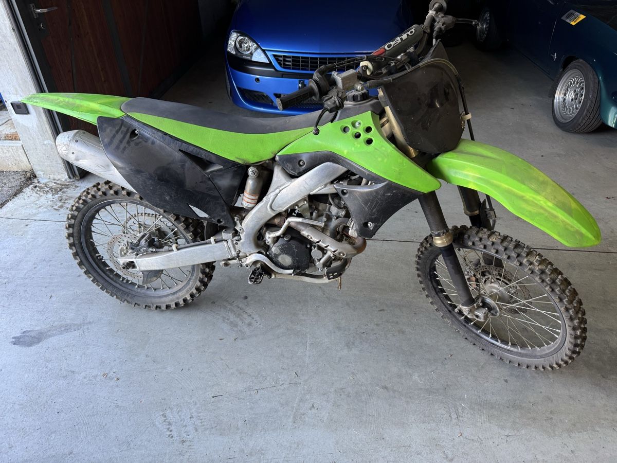 Kawasaki Enduro: Kawasaki kx 250f – Difettoso da Bottenwil venduto da RKJunior