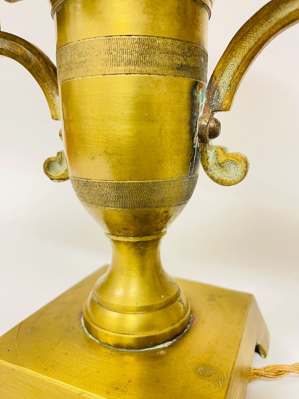 Lampade: Vintage Tischlampe aus Messing – Usato da Olten venduto da ELHANDEL 3