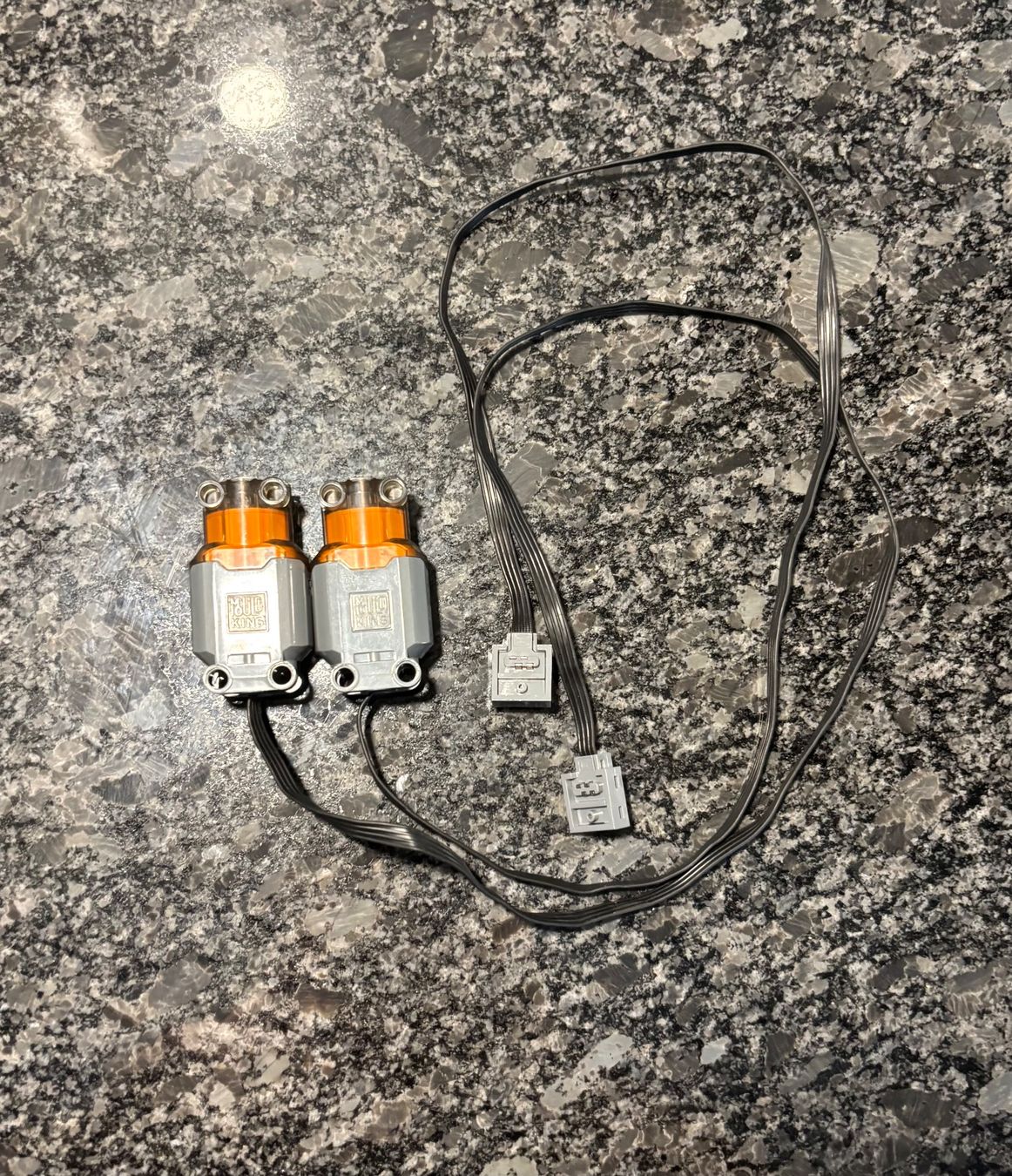 Mould King Kit di costruzioni: 2 Mould King  L Motoren – Usato da Gipf-Oberfrick venduto da Jobo99