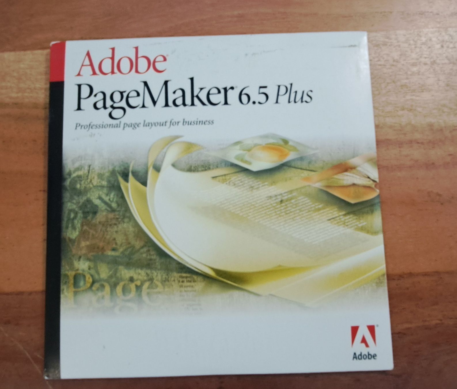 Adobe Software: Adobe PageMaker 6.5 Plus, Layout Software Klassiker! Mac/Win – Gebraucht aus Dottikon von Flecki8800