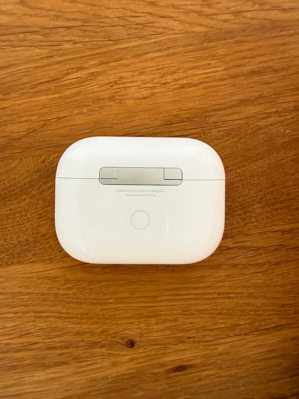 Apple Cuffie: APPLE AirPods Pro 1 Charging Case – Usato da Lausanne venduto da Nine1982 5