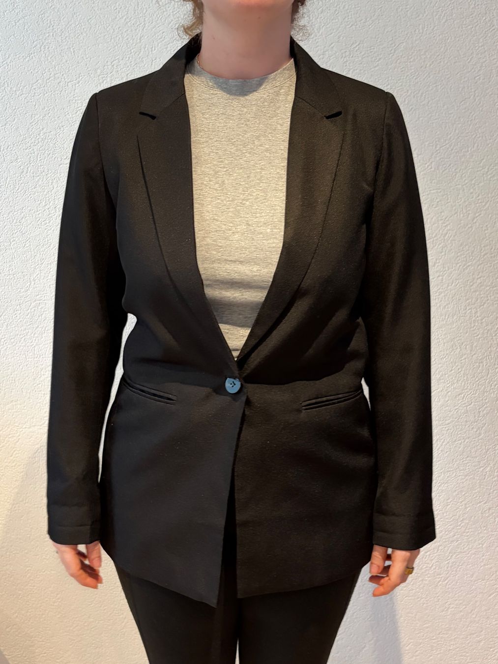 Vila Giacche: Schicker Blazer von Vila, schwarz, Grösse M – Nuovo (secondo la descrizione) da Feusisberg venduto da SwissCloset 3