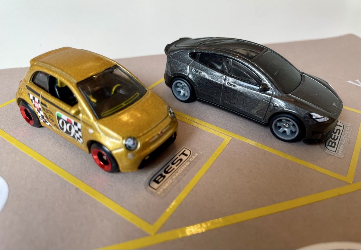 Hot Wheels Modellautos: 6 Stück Custom HotWheels 1:64 – Neu (gemäss Beschreibung) aus Küssnacht am Rigi von Hluchs 2