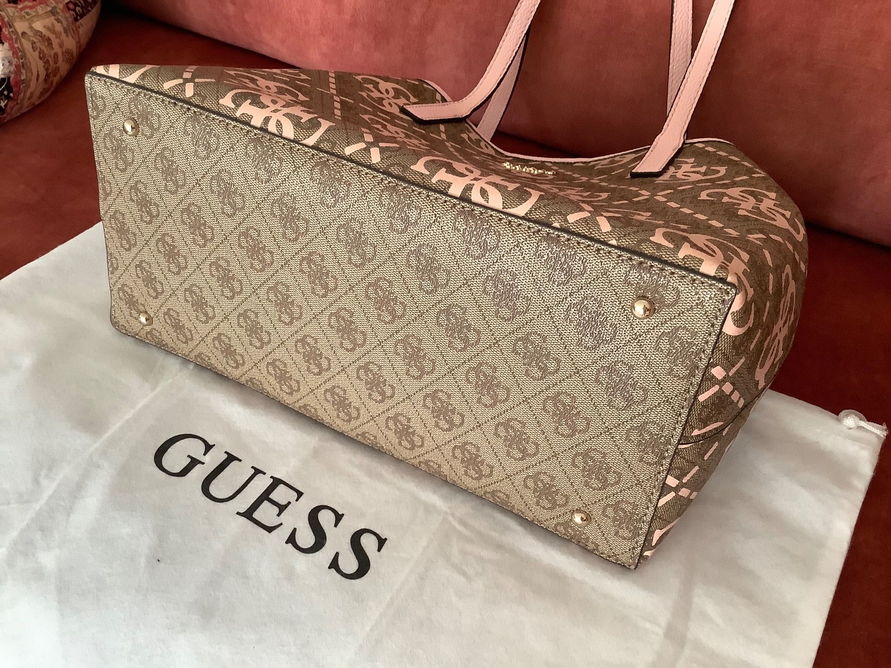 Guess Borse da donna: GUESS Tasche NEU – Nuovo e nell'imballaggio originale da Aegerten venduto da G7unit 4