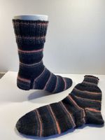 Handgestrickte Wollsocken, Gr. 42. 🧡
