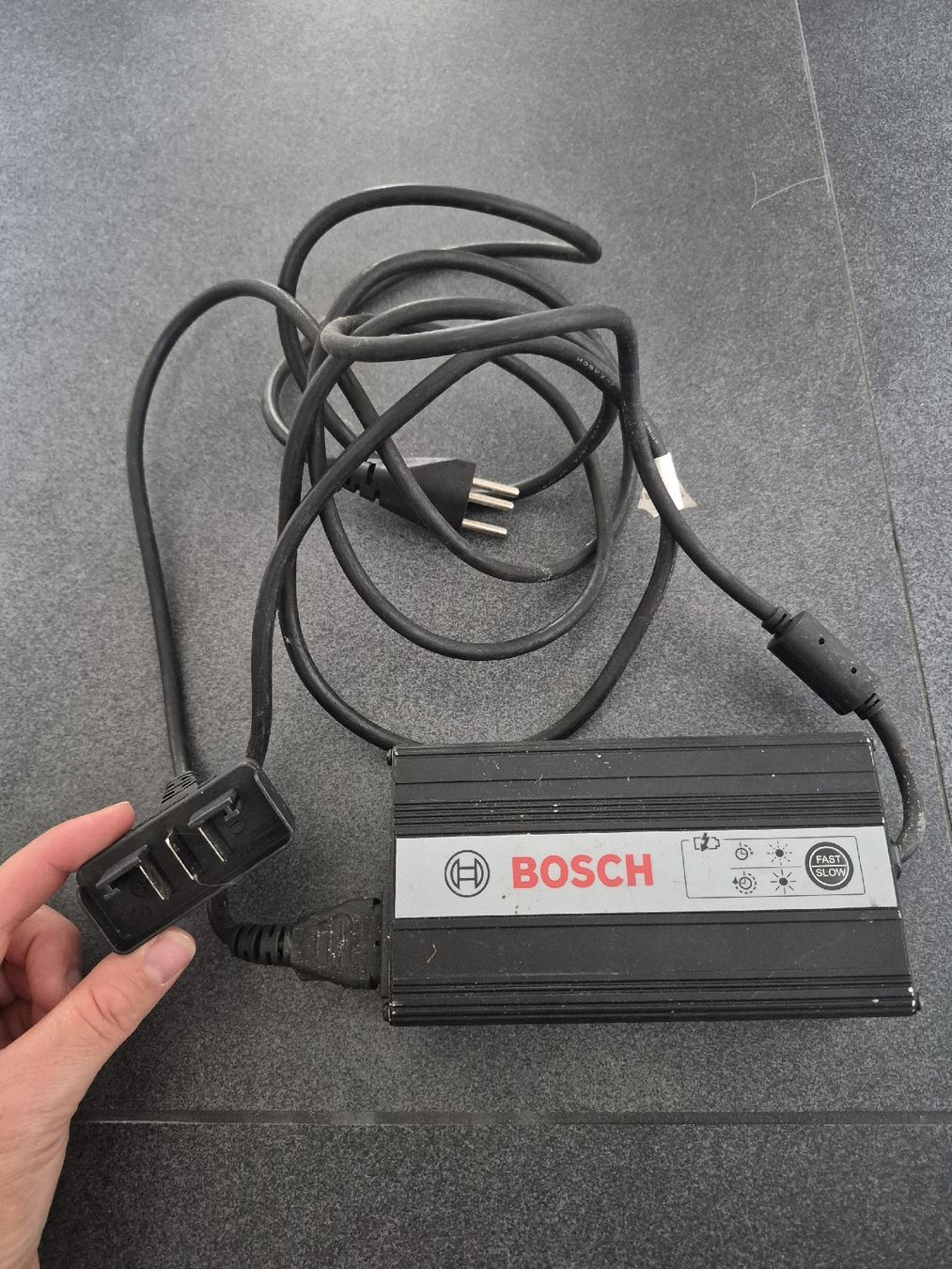 Bosch Pezzi di ricambio: Chargeur Bosch pour vélo électrique – Usato da Ins venduto da nanou84