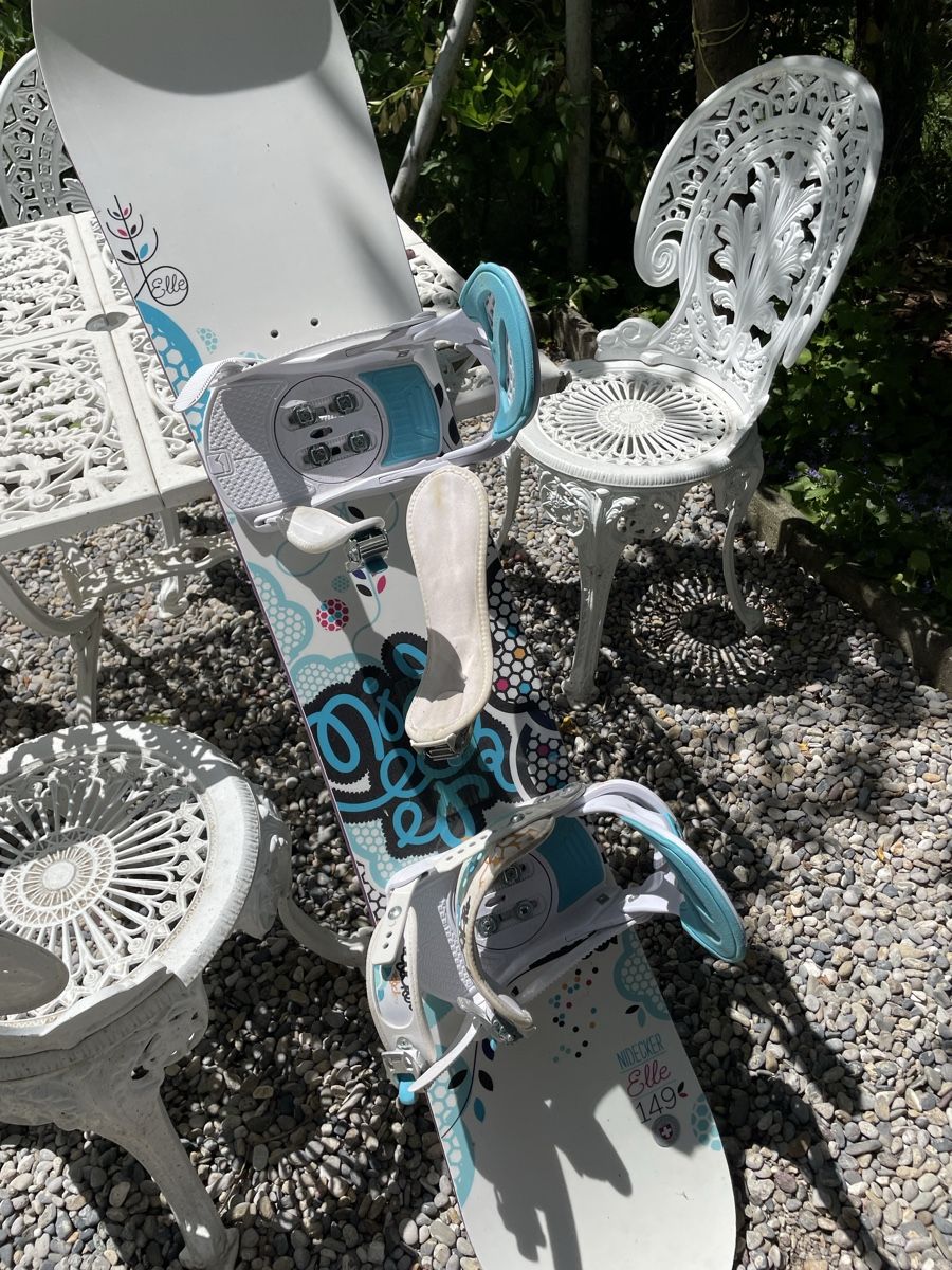 Board: Nidecker Elle 149cm mit Bindung guter Zustand – Usato da Luzern venduto da najoti 4