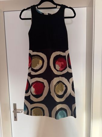 Damen Kleid schwarz mit Muster und Taschen gebraucht