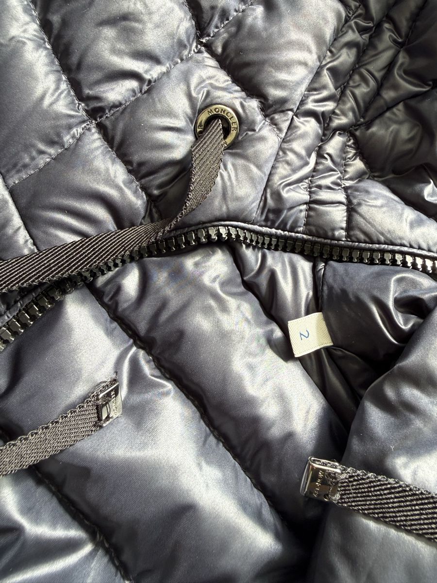Moncler Mäntel: Moncler Rubis giubbotto 2 – Neu (gemäss Beschreibung) aus Ebikon von nat_jzh5 5