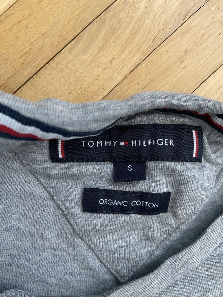 Tommy Hilfiger T-shirt: Tommy Hilfiger Shirt Gr. S – Usato da Zürich venduto da pluto124 1