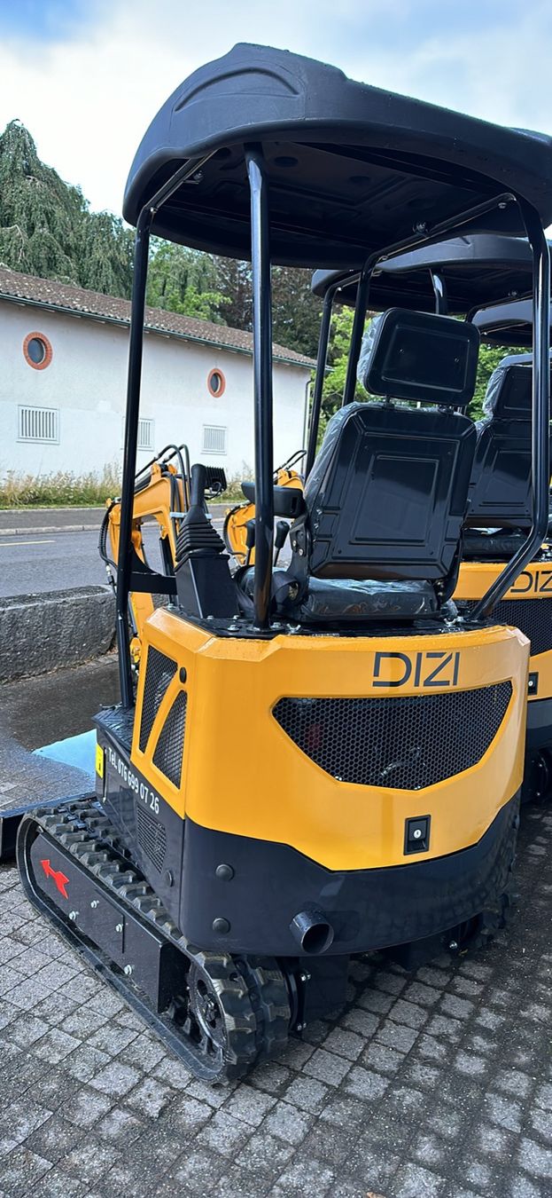Escavatori: Bagger 1.5T à vendre – Nuovo (secondo la descrizione) da Biel/Bienne venduto da inf_p8rh 4
