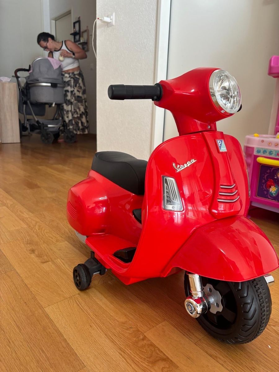 Vespa Véhicules pour enfants: Vespa per bambini  – Neuf (Voir description) à Savigny par Althea0202 1