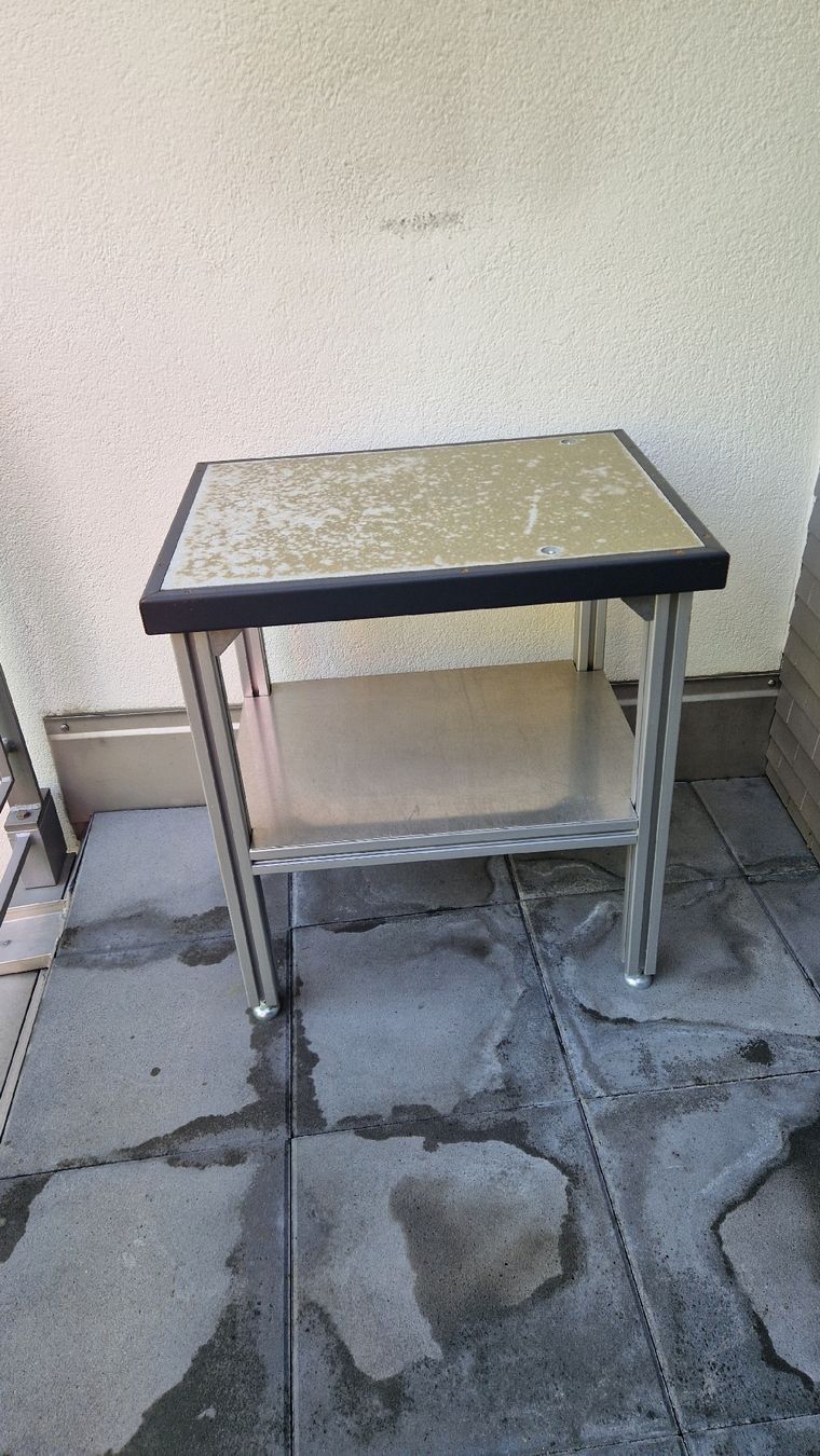 Tische: Beistelltisch – Gebraucht aus Horgen von moritz.90