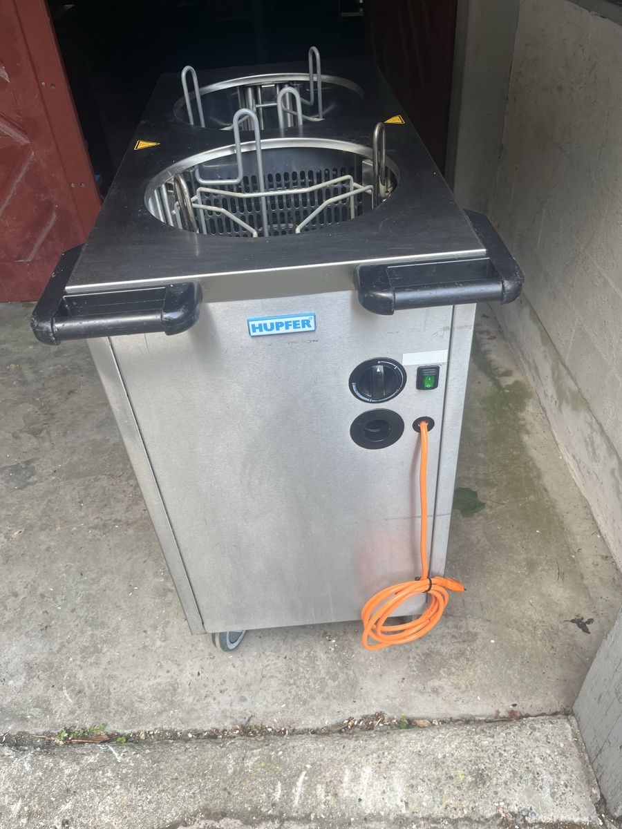 Elettrodomestici da cucina: Tellerwärmer Hupfer bis 30cm Durchmesser – Usato da Flaach venduto da Auto6011